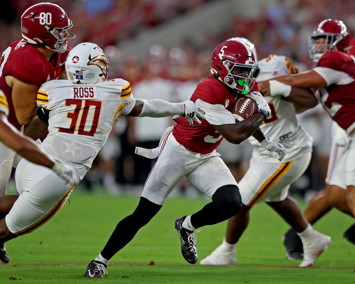 Alabama Dominates ULM at Home