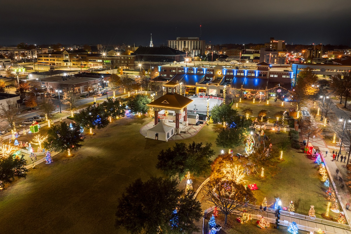 Holidays on the Plaza in Tuscaloosa opens Nov. 24 + go behind the scenes of the city's big events